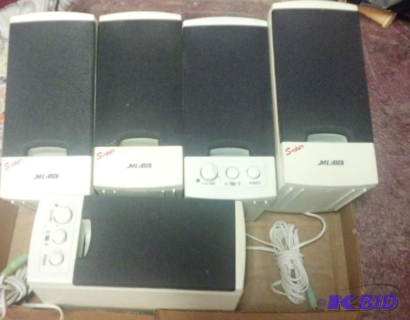lot 8 image: Lot of 5 Computer Speakers...