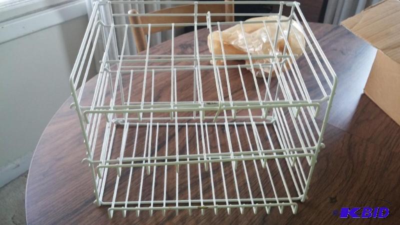 lot 82 image: Wire Coated Cupboard or Fridge organizer shel...
