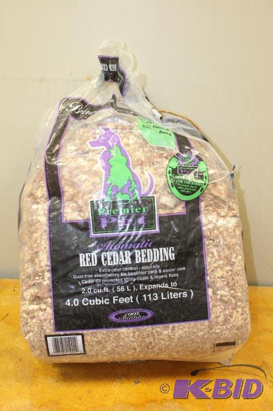 Ned Cedar Bedding, Partial Bag&nbsp...