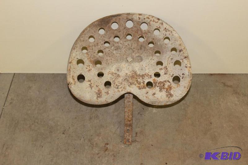 Vintage Tractor Seat&nbsp...
