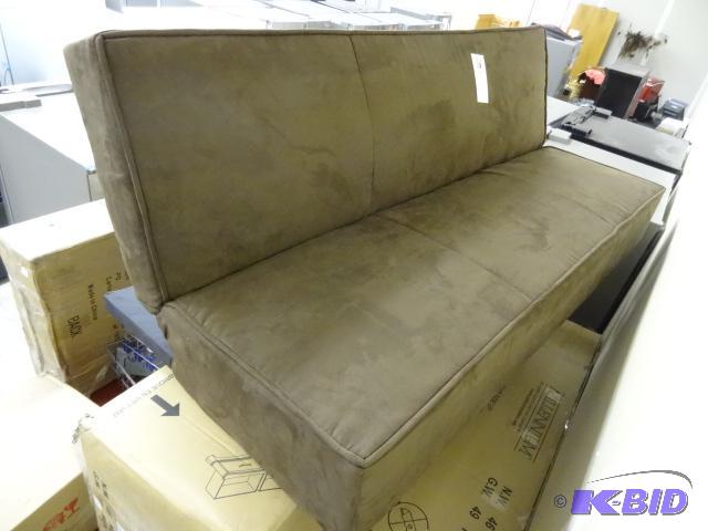 Convertible sofa. 75 x 43 x 34. Lifestyle sol...