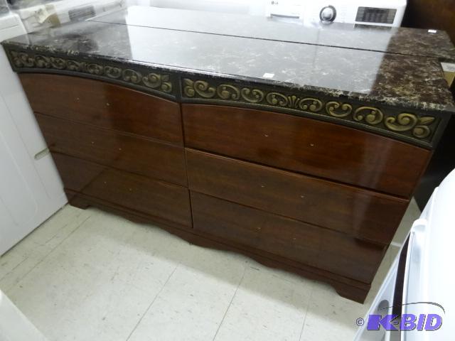 Laminate 6 drawer dresser. Complete with hard...