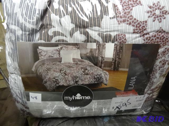 My home full 8 piece comforter set. 4QQ512000...