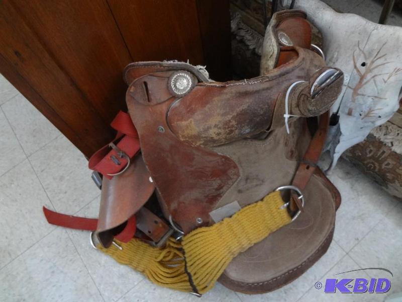 Saddle