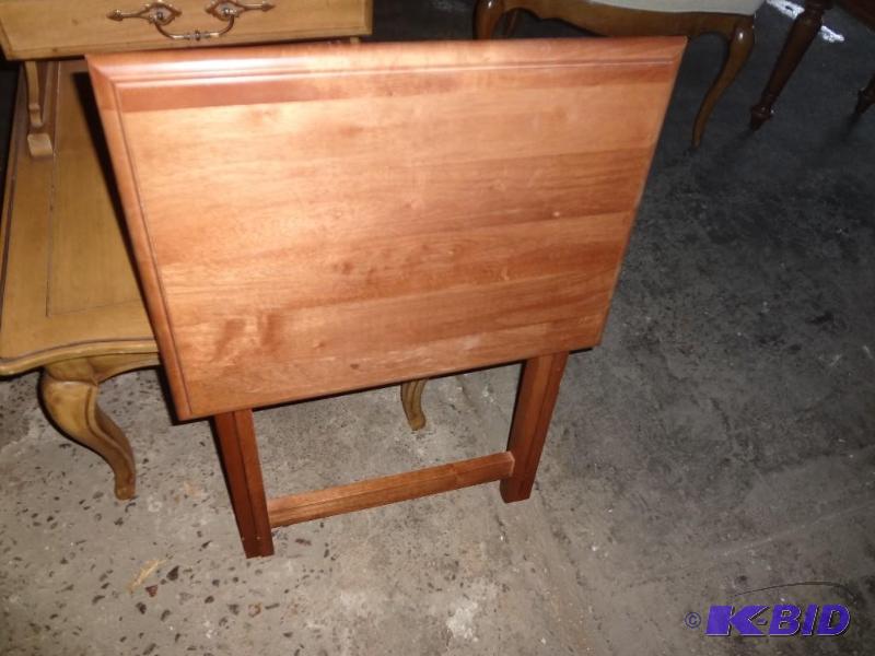 Wood Tray Table