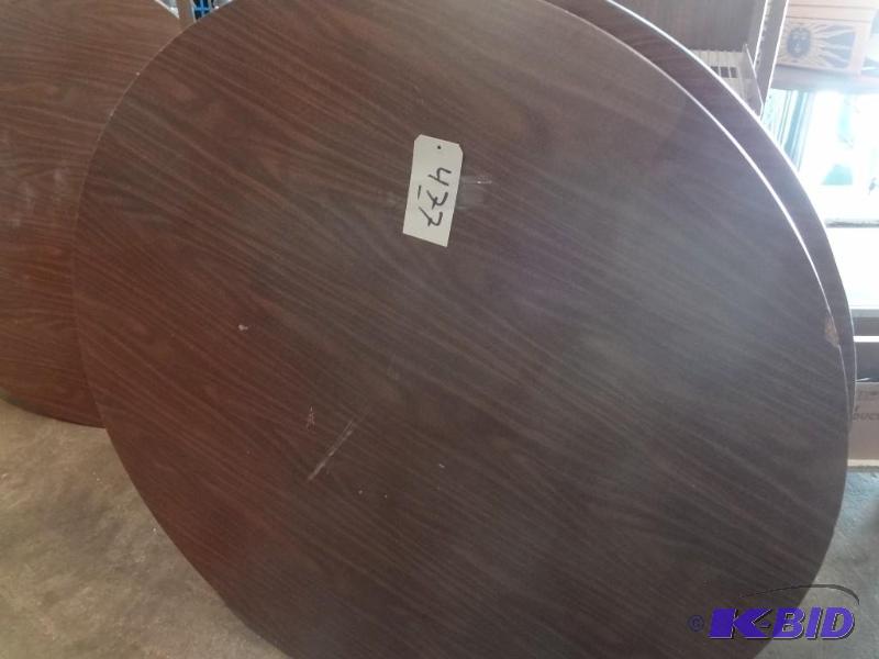 Round Table