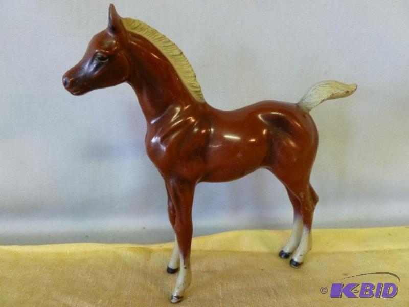 Vintage Hartland Plastics toy horse that meas...