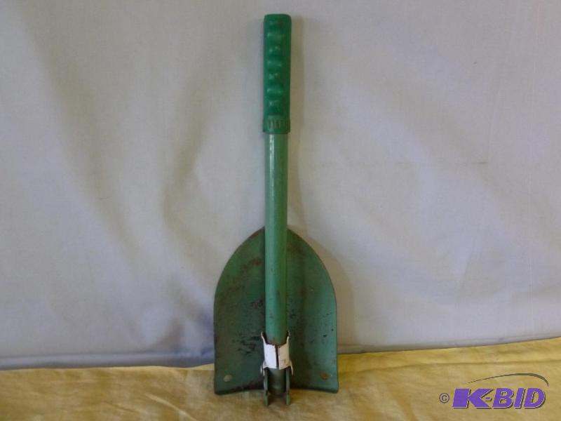 Fold up camp shovel.&nbsp...
