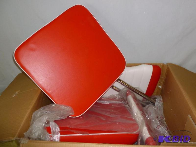 Lot of two chrome plated metal red retro dini...