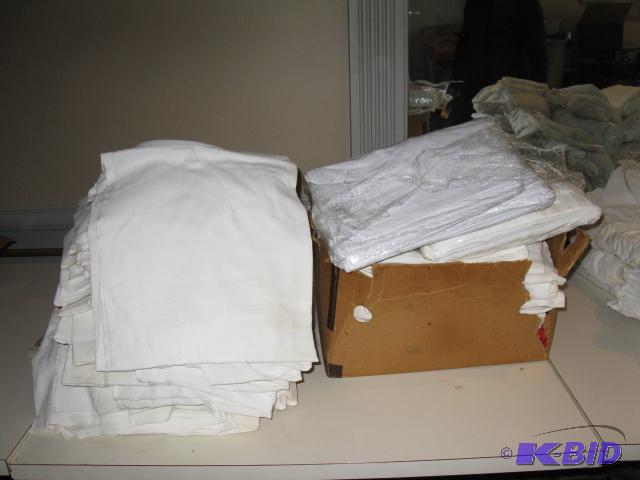 White table cloths, 50x50 and white aprons, 2...