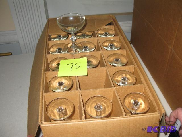 3 dozen champagne glasses, Libby Georgian, 5....
