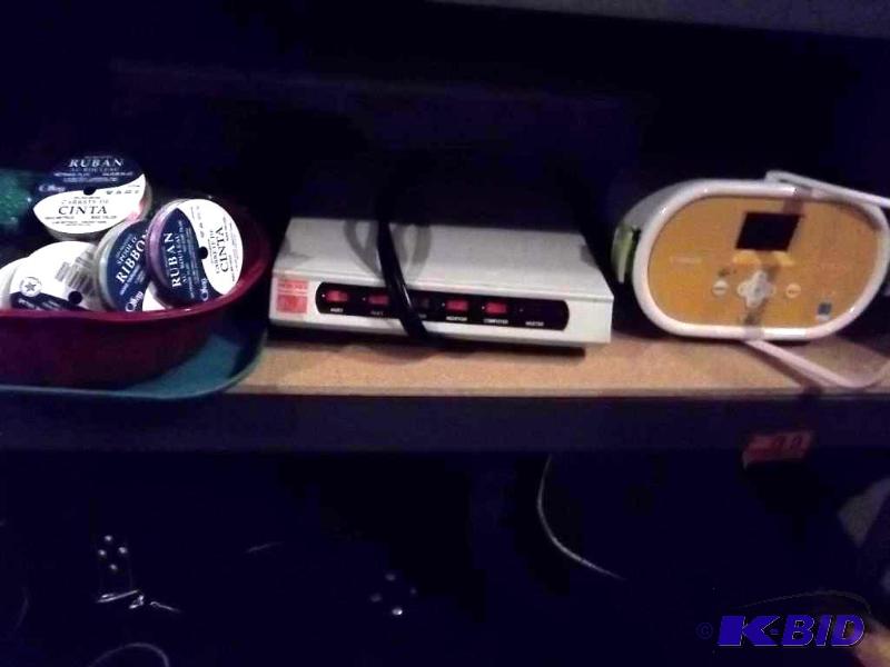 Canon Selphy Photo Printer &amp Memorex Powe...