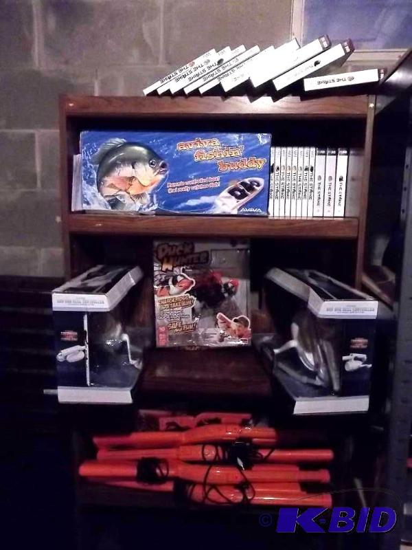 4-Shelves FULL Of Wii Games Controls (20-Game...