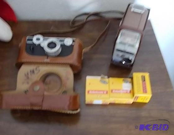 Vintage Brownie Movie Camera &amp 50mm&nbsp...