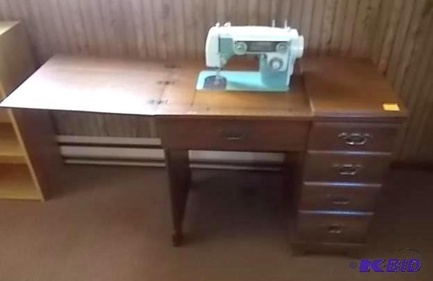 New Home&nbspBrand Sewing Machine With Cabin...