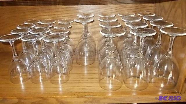 14 Water Goblets &amp 12 Wine Glasses With S...
