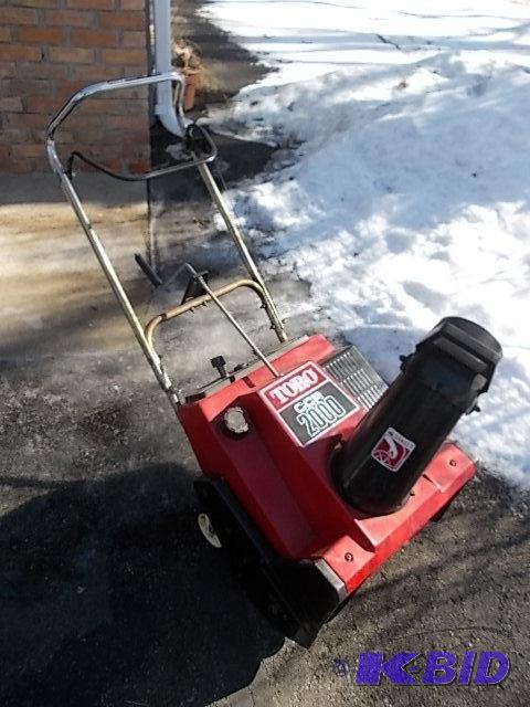 Toro CCR 2000 Single Stage Snow Thrower...
