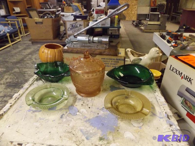 Vintage Dishes, ashtrays and other household ...