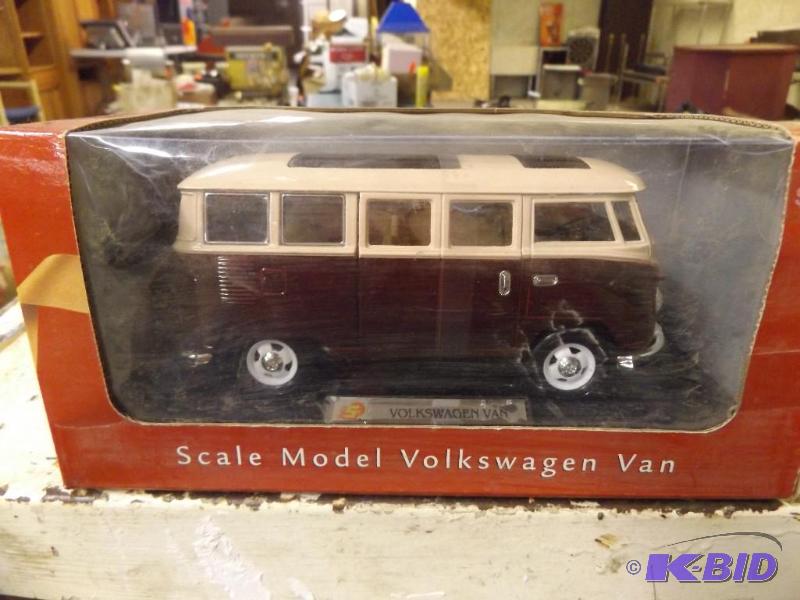 Die-Cast 124 Scale Model Volkswagen Van...