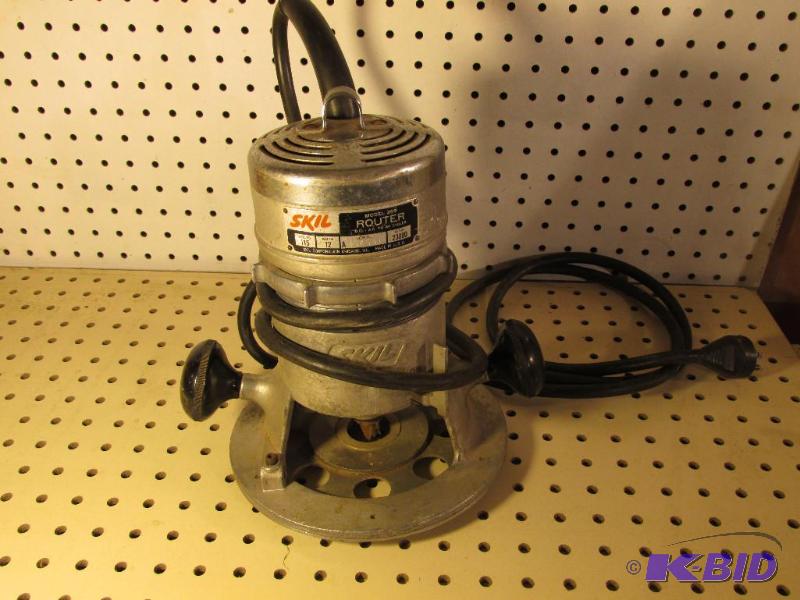 lot 114 image: Skil Router, Works