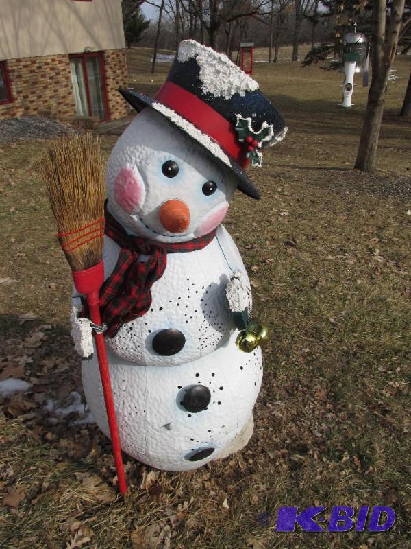 lot 14 image: Snow Man Good looking Old Guy