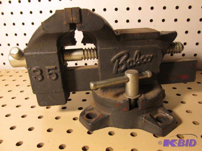 lot 50 image: Bench Vice