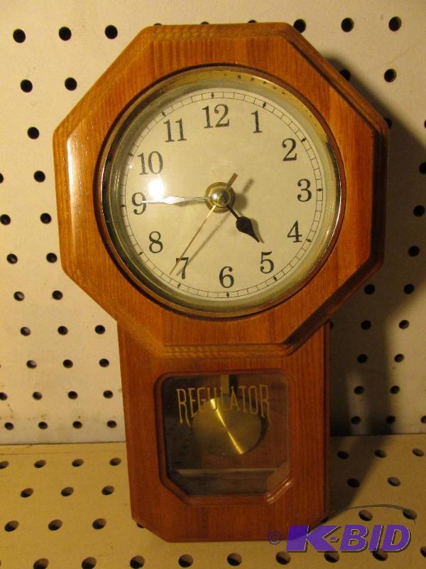 lot 58 image: Cute Little Regulator Clock