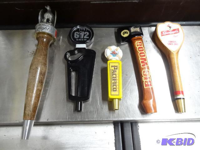lot 26 image: Misc beer tap handles...