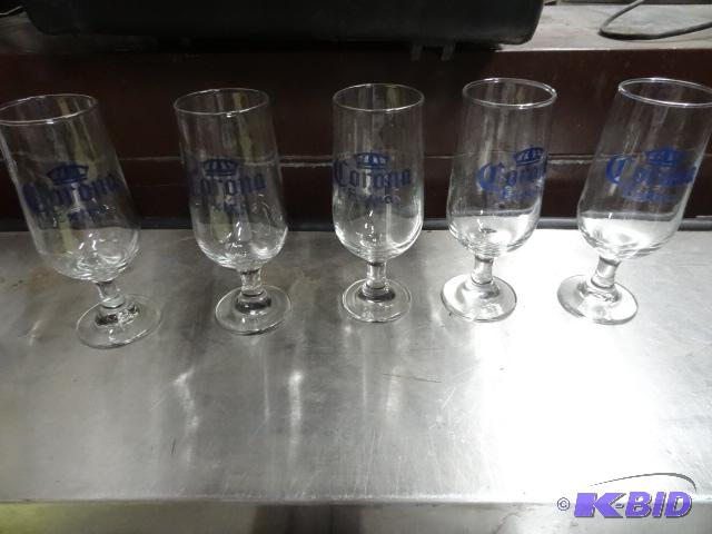 lot 73 image: 5 Corona beer glasses...