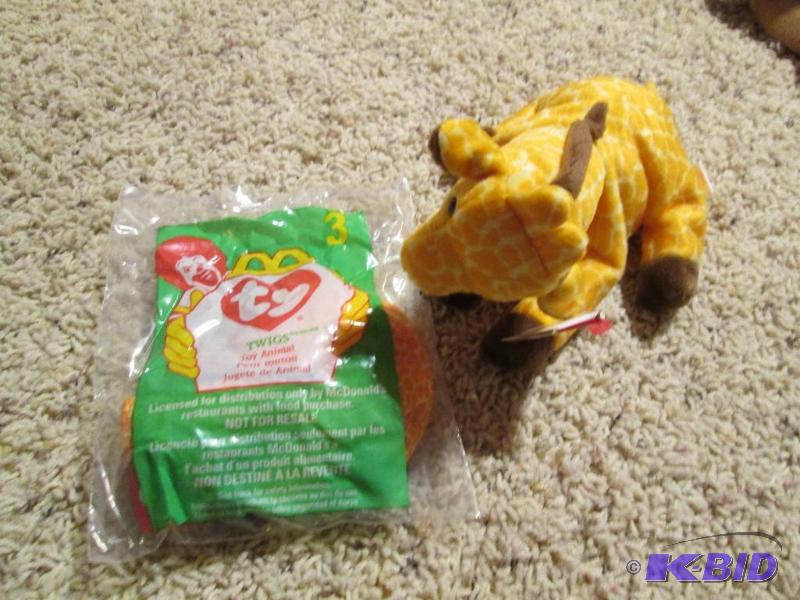 lot 113 image: beanie babies...