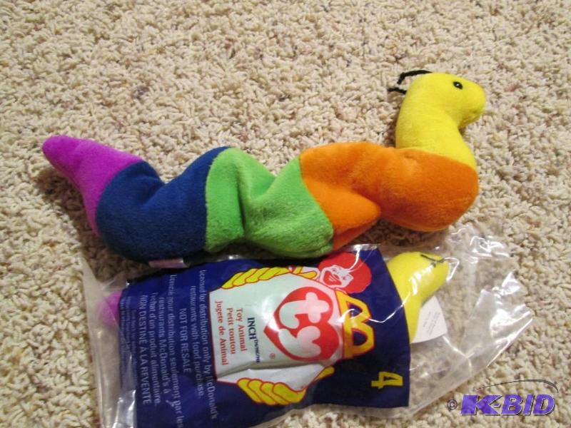 lot 124 image: beanie babies...