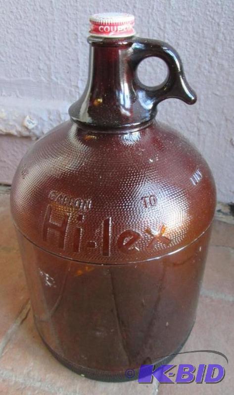 lot 179 image: Gallon Hilex glass bottle...