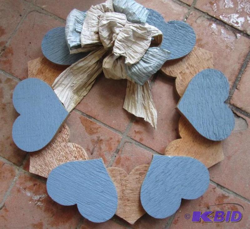 lot 187 image: Wood heart wreath...