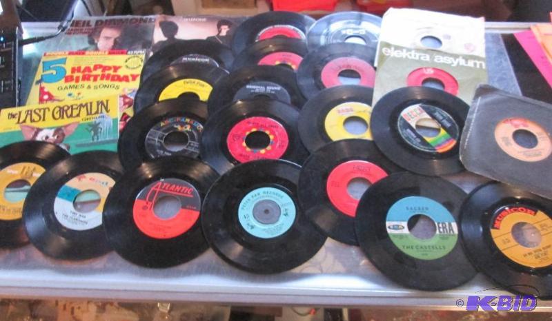 lot 191 image: Lot of assorted 45 records...