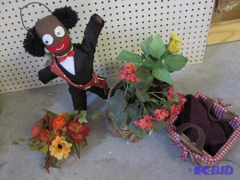 lot 215 image: Clown on a stand, silk flowers and more dcor...