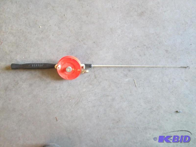 lot 221 image: Vintage ice fishing pole...