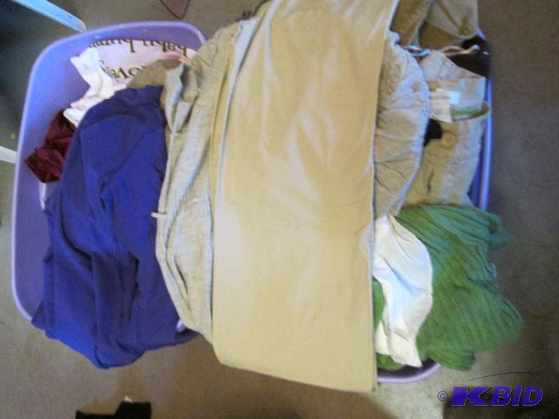 lot 234 image: 2 Nice purple bins of clean mostly name brand...