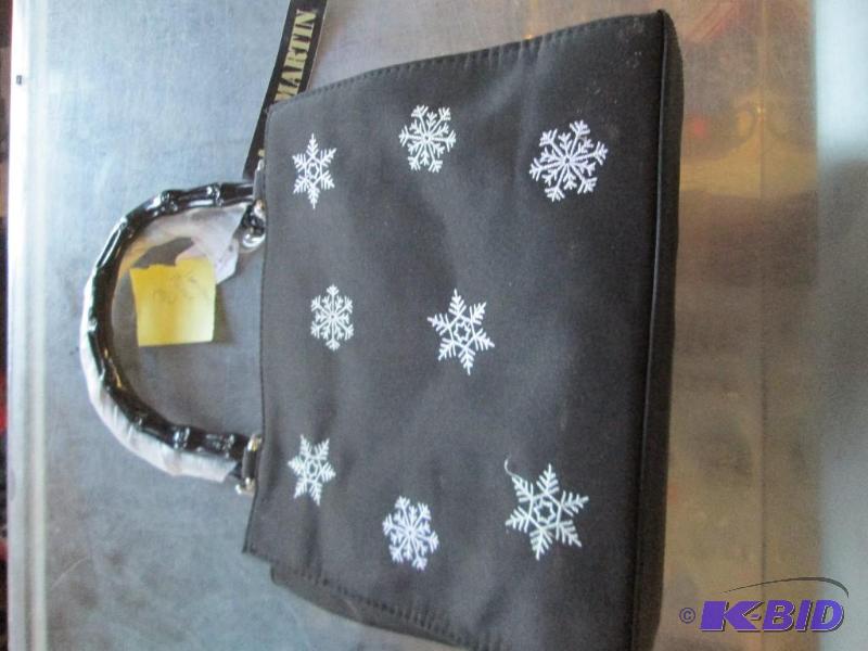 lot 235 image: New AM Martin purse...