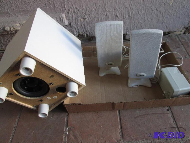 lot 27 image: Set of speakers, subwoofer and 2 desk stand s...