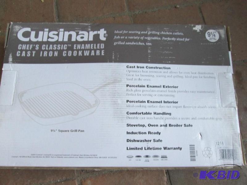 lot 46 image: Cusinart chefs classic enameled cast iron co...