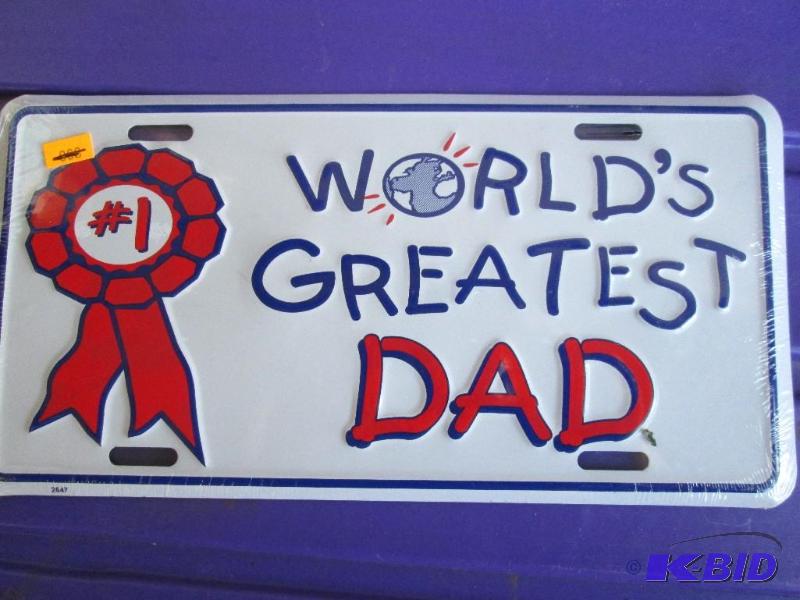 lot 61 image: New metal sign, Worlds greatest dad...