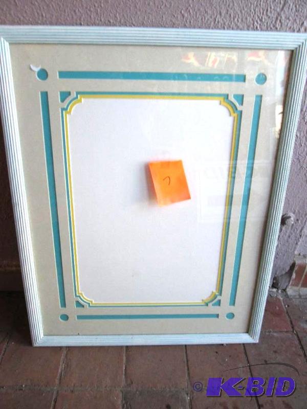 lot 7 image: Blank matted glass frame ready for your art2...