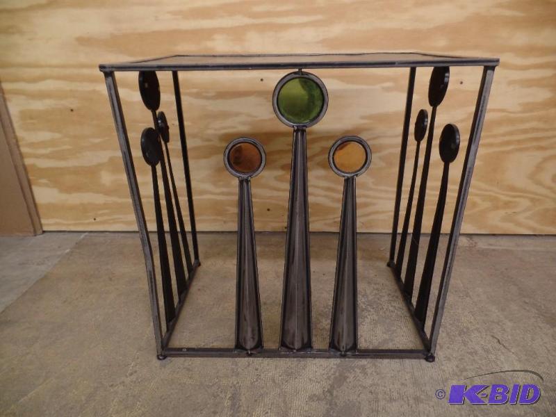Accent Table