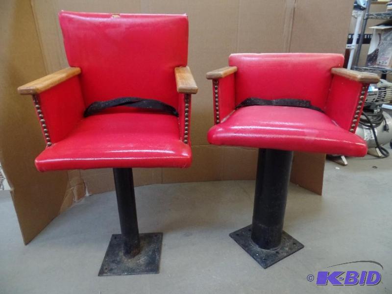 20 Handmade Swivel Chairs for Daycare or School