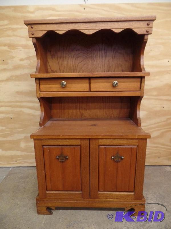 Childrens Hutch