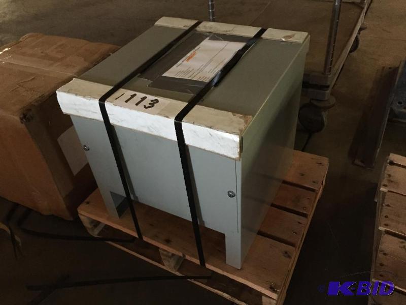 lot 113 image: Electrical transformer. Looks new....
