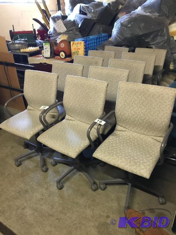 lot 15 image: 6 matching office chairs....