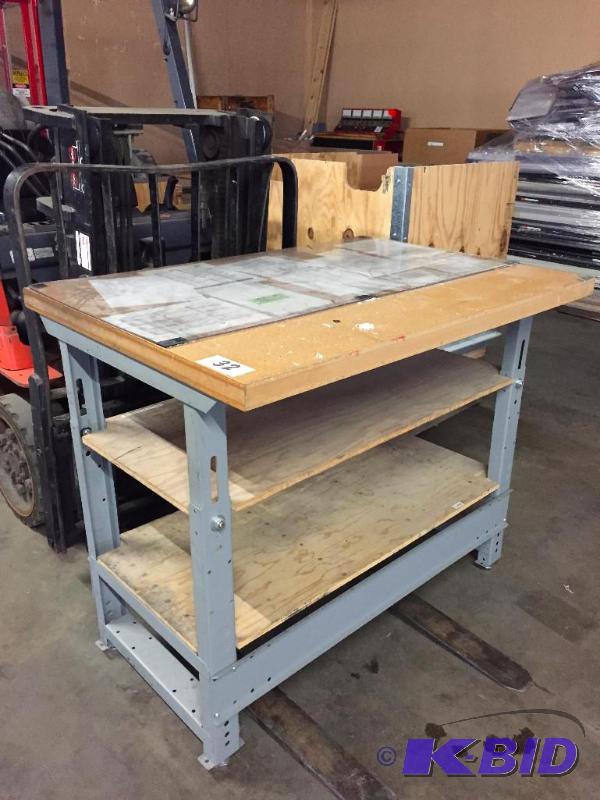lot 32 image: Shop  work table....
