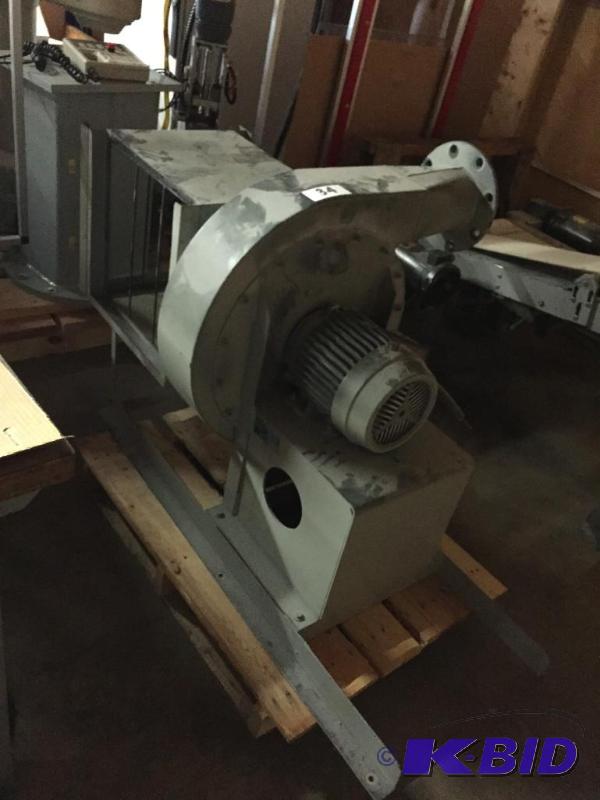 lot 34 image: Heavy duty blower....