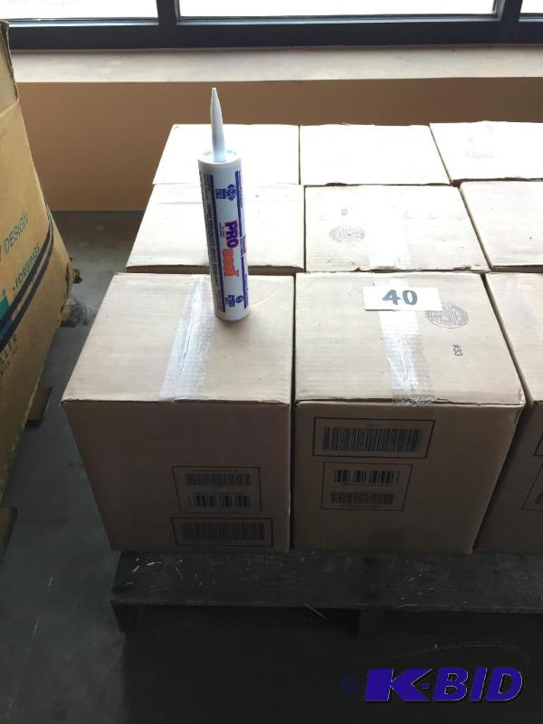 lot 40 image: 6 boxes (cases) of 25 caulking tubes of Pro S...